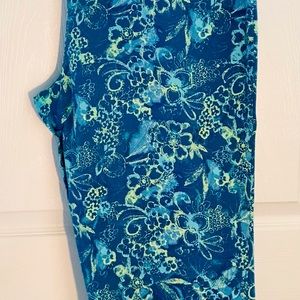 CHICO’S multi colored cropped pants. Size 3 (Chico’s sizing)